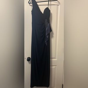 Formal dark blue one shoulder with delicate brooch